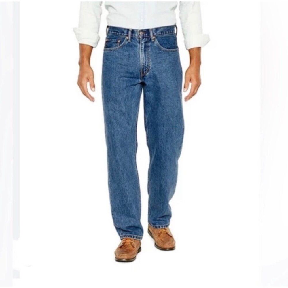Levis 550 Relaxed Straight Leg Medium Wash Zipper Fly 32x34